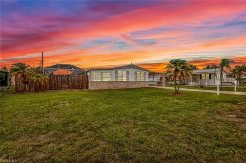 29180 Crawford Ave, Punta Gorda, FL 33982