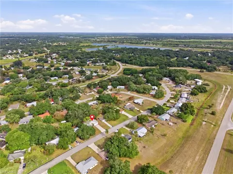 View/Area - 4022 E Sunflower Cir, Labelle, FL 33935 photo 3 of 3