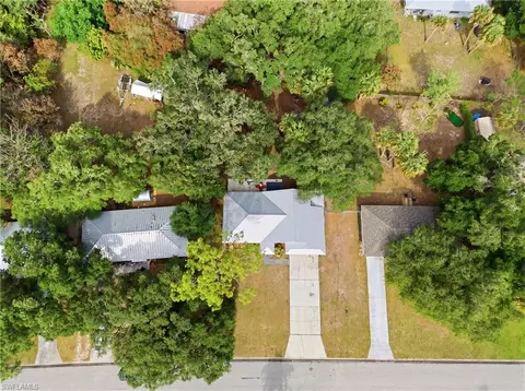 View/Area - 4022 E Sunflower Cir, Labelle, FL 33935 photo 2 of 3