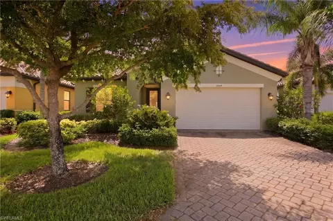 10604 Essex Square Blvd, Fort Myers, FL 33913
