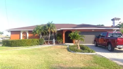 5201 Tamiami Ct, Cape Coral, FL 33904