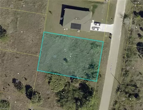 1088 Gunby Ave S, Lehigh Acres, FL 33974