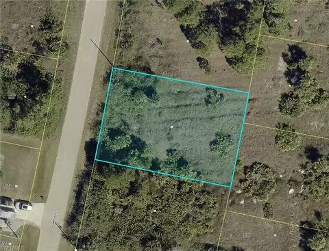 1091 Gunby Ave S, Lehigh Acres, FL 33974
