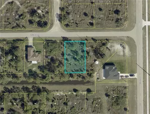 760 Almelia St E, Lehigh Acres, FL 33974
