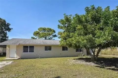 2175 Twin Brooks Rd, North Fort Myers, FL 33917