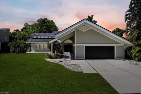 330 Prather Dr, Fort Myers, FL 33919