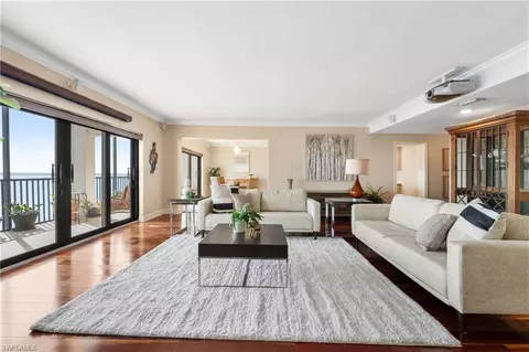 1920 Virginia Ave #902, Fort Myers, FL 33901