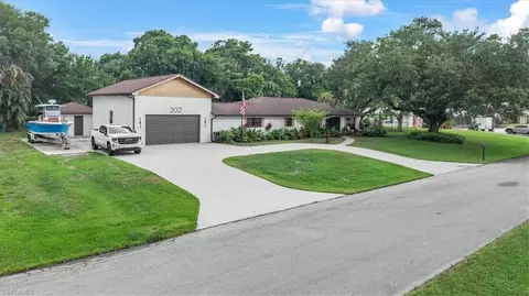 202 Ridgewood Ave, Clewiston, FL 33440