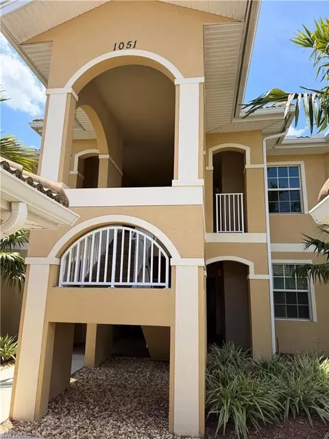 1051 Winding Pines Cir #105, Cape Coral, FL 33909