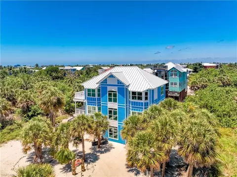 4460 Smugglers Dr, Captiva, FL 33924