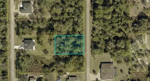 1205 E 6th St, Lehigh Acres, FL 33972