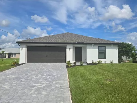 2216 NW 2nd Pl, Cape Coral, FL 33993
