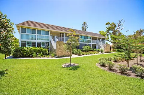 561 Periwinkle Way #F3, Sanibel, FL 33957
