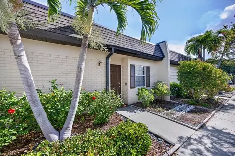 6300 S Pointe Blvd #327, Fort Myers, FL 33919