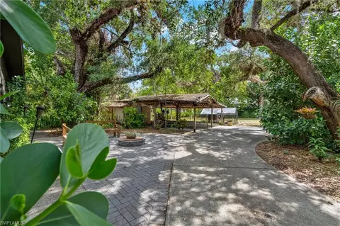 Exterior - 412 Fraser Ave, Labelle, FL 33935 photo 10 of 13
