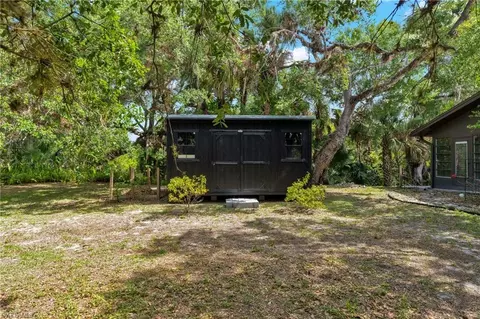 Exterior - 412 Fraser Ave, Labelle, FL 33935 photo 7 of 13