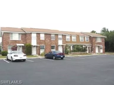 864 Courtington Ln #1, Fort Myers, FL 33919