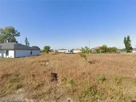 710 NW 3rd Pl, Cape Coral, FL 33993