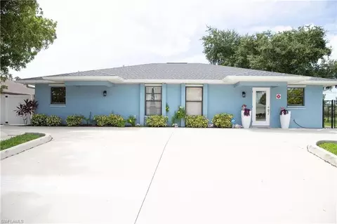 2826 Santa Barbara Blvd, Cape Coral, FL 33914