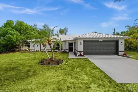 5563 Bay Point Rd, Bokeelia, FL 33922