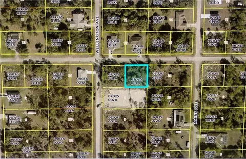 3502 E 3rd St, Lehigh Acres, FL 33936