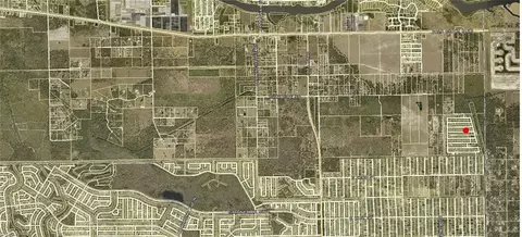 4227 E 28th St, Alva, FL 33920 photo 2