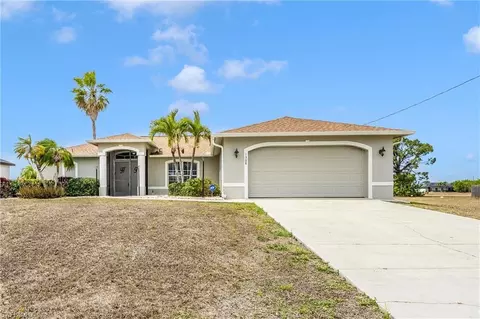 1308 NW 15th Pl, Cape Coral, FL 33993