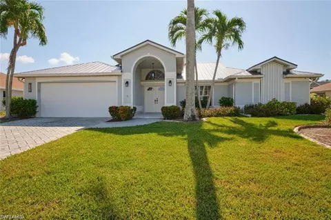 5507 SW 14th Pl, Cape Coral, FL 33914