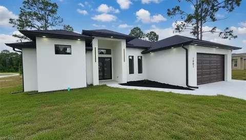1901 Cedar Ave N, Lehigh Acres, FL 33971