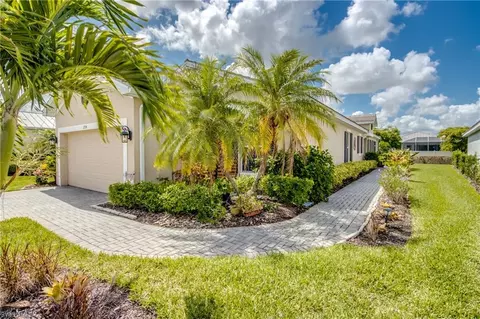 2734 Vareo Ct, Cape Coral, FL 33991