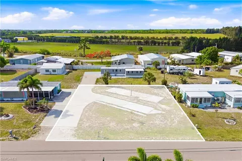 4841 Sandpiper Dr, Saint James City, FL 33956