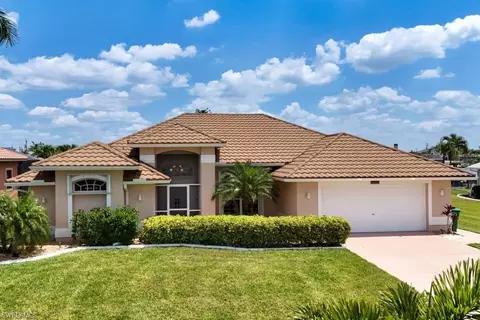 4009 SW 25th Ct, Cape Coral, FL 33914