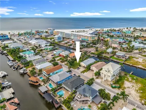219 Primo Dr, Fort Myers Beach, FL 33931