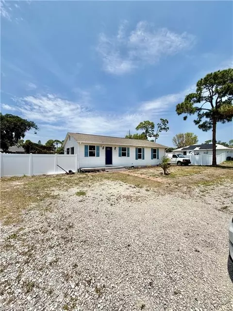 18306 Hepatica Rd, Fort Myers, FL 33967