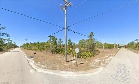 3107 E 10th St, Lehigh Acres, FL 33972