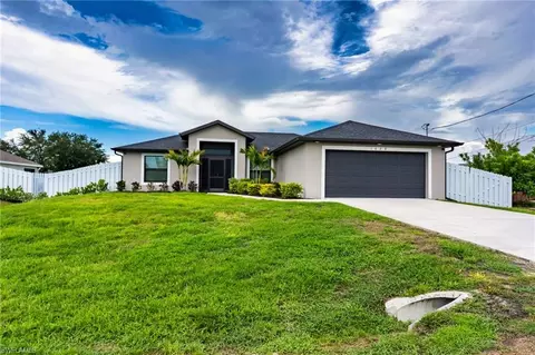 1028 Champion Ave, Lehigh Acres, FL 33971