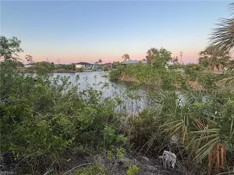 3729 NW 38th Ave, Cape Coral, FL 33993