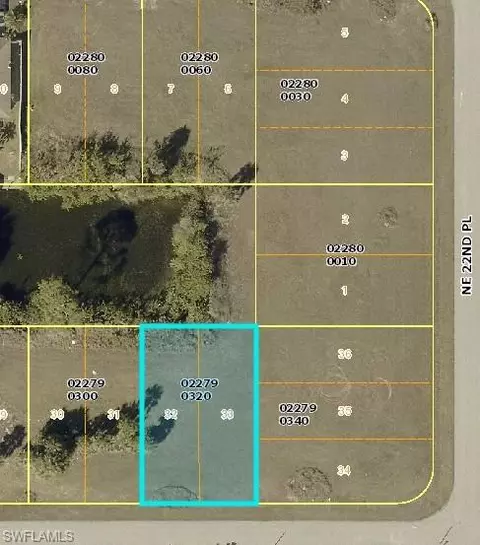 2205 NE 27th St, Cape Coral, FL 33909