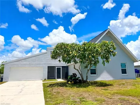 429 SW 44th St, Cape Coral, FL 33914