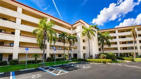 7430 Lake Breeze Dr #311, Fort Myers, FL 33907