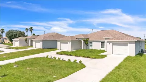 4620 SW 8th Ct, Cape Coral, FL 33914