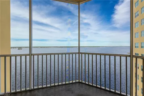 2745 1st St #1406, Fort Myers, FL 33916