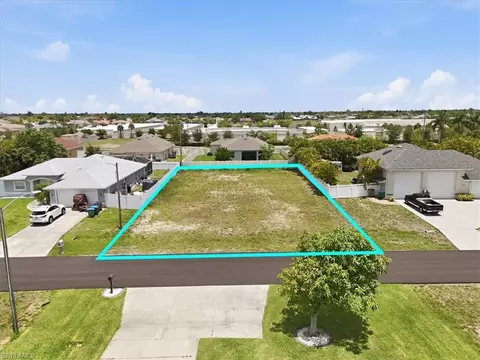 4215 SW 9th Pl, Cape Coral, FL 33914