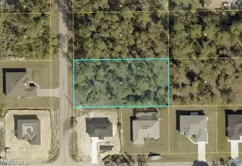 1102 Euclid Ave, Lehigh Acres, FL 33972