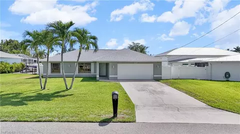 4115 SE 10th Pl, Cape Coral, FL 33904