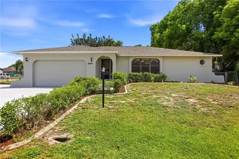 8486 Garden Rd, Fort Myers, FL 33967