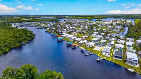 39 Channel Ln, Fort Myers, FL 33905