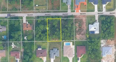 3209 22nd St W, Lehigh Acres, FL 33971