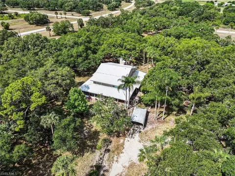 View/Area - 3079 Frontier Cir, Labelle, FL 33935 photo 2 of 3