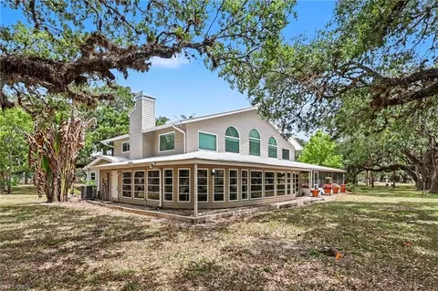 Exterior - 3079 Frontier Cir, Labelle, FL 33935 photo 6 of 12